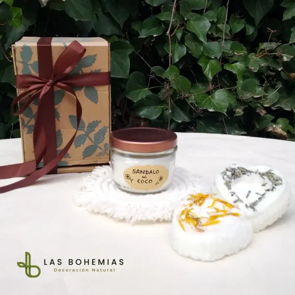 Pack Mini Vela + Posavasos Macramé + 2 Bombas de Baño